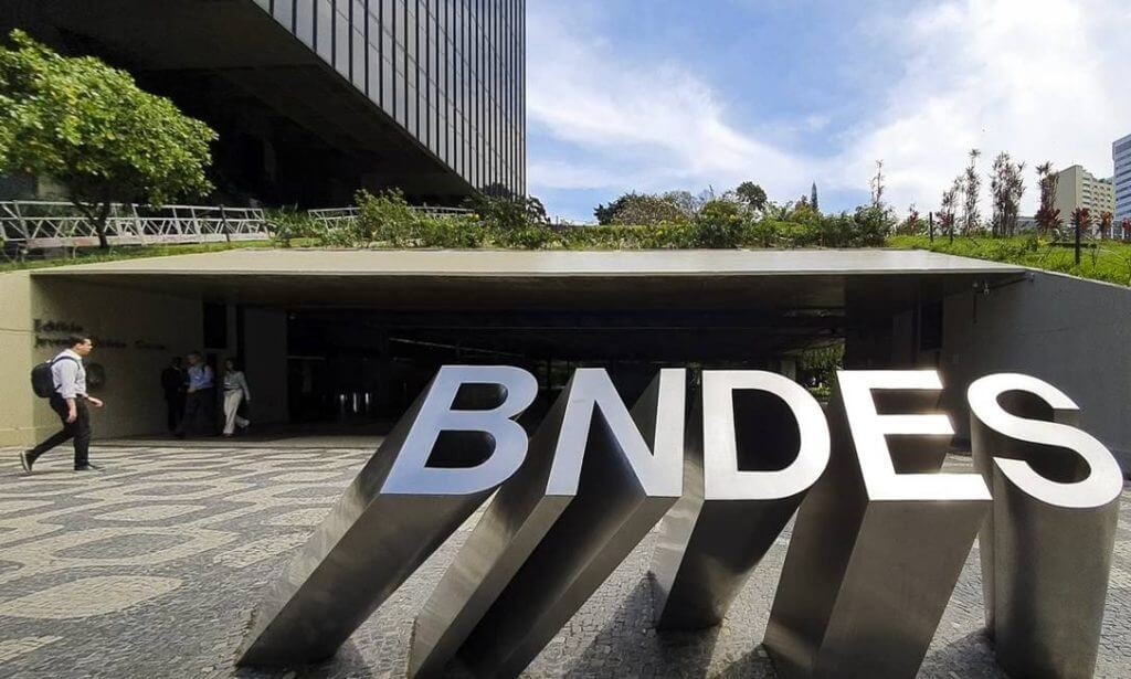 Crise Sanitária COVID-19. BNDES. Linha de Crédito automático. MP 958/2020 E EC 106/2020